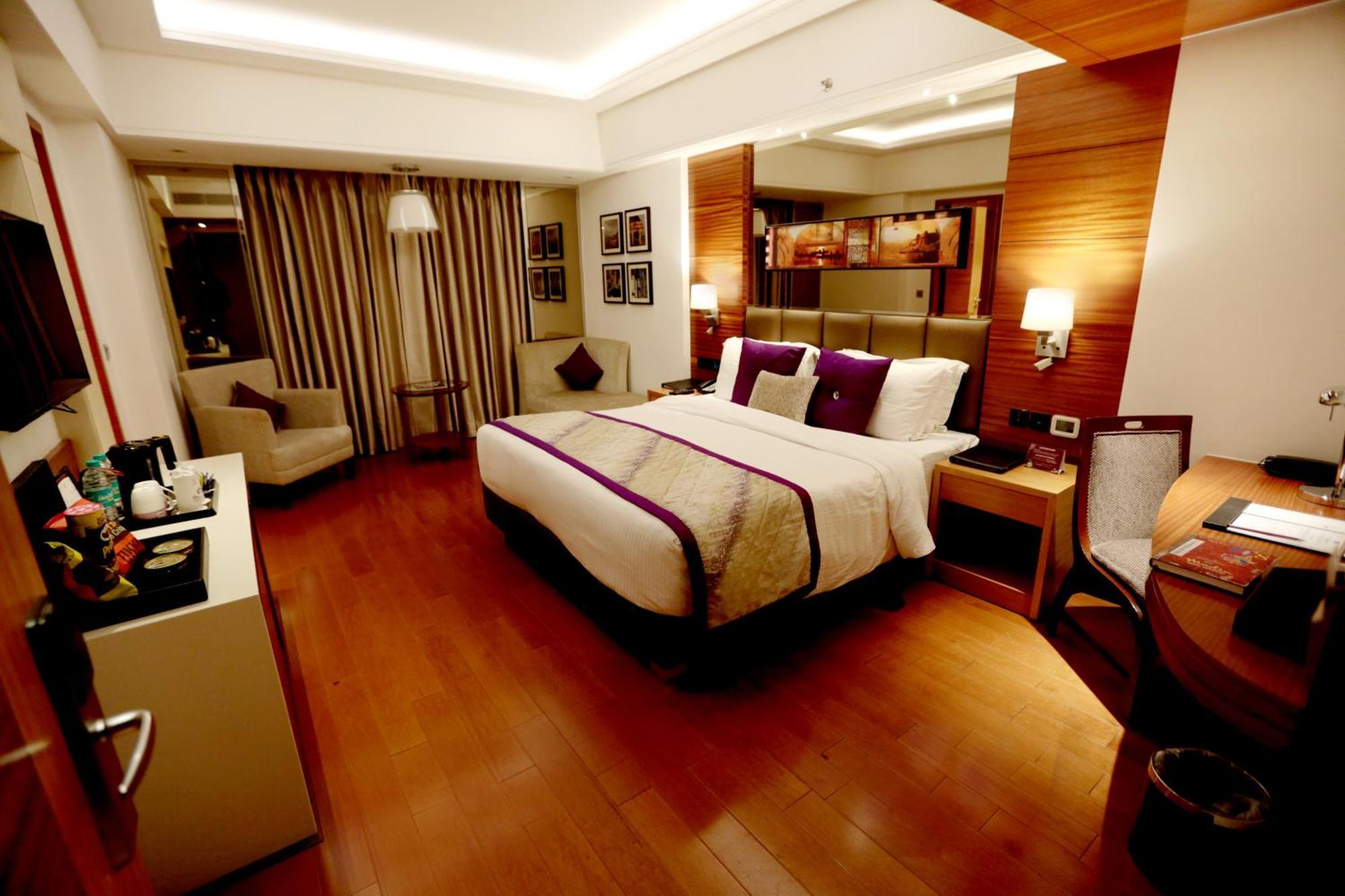 Hotel Madin Βαρανάσι Εξωτερικό φωτογραφία